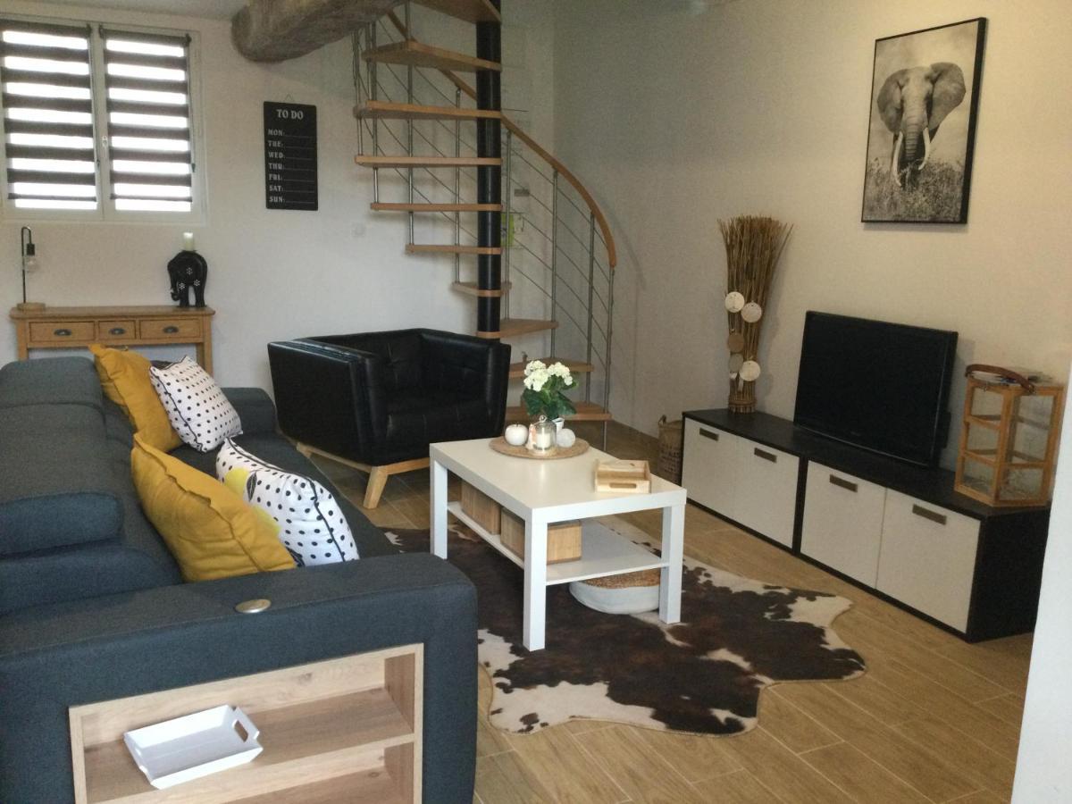 Gites De Terophey & Kena Thiberville Exteriör bild